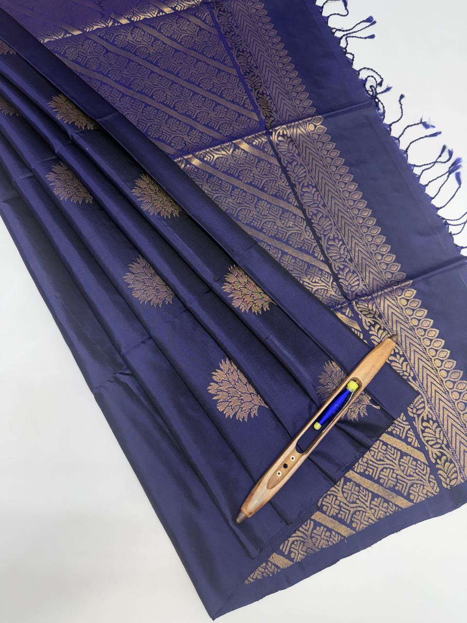 VSS478 - navy blue color body, pallu , blouse pure silk saree
