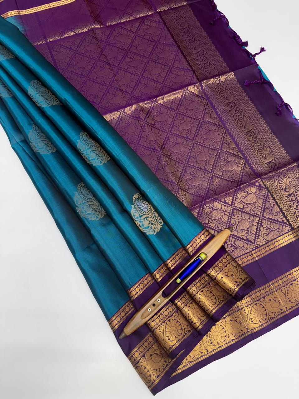 VSF933 - peacock blue color body &amp;,violet color pallu,blouse - Pure silk saree