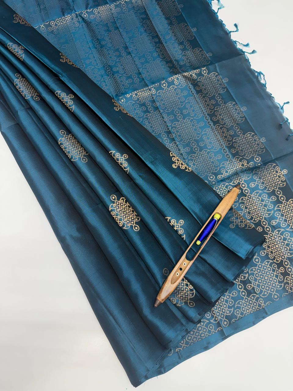 VSS481 - peacock blue color body, pallu , blouse pure silk saree