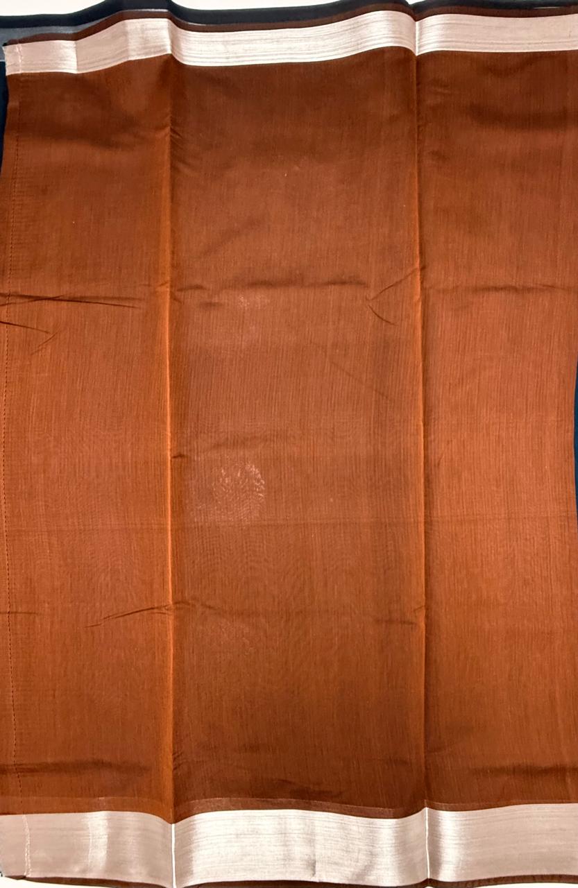 VSKC601 - peacock blue color body , brown color pallu , blouse.