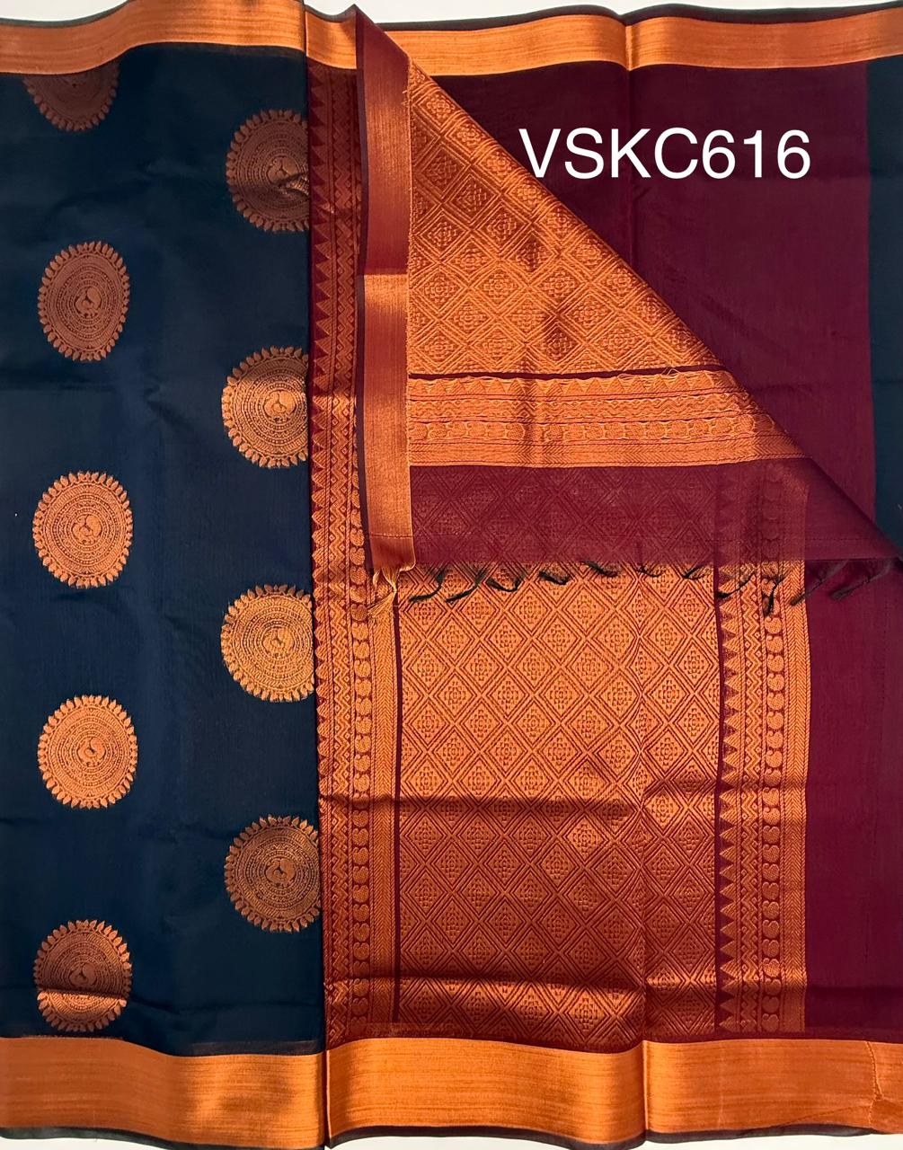 VSKC616 - navy blue color body , purple color pallu , blouse.