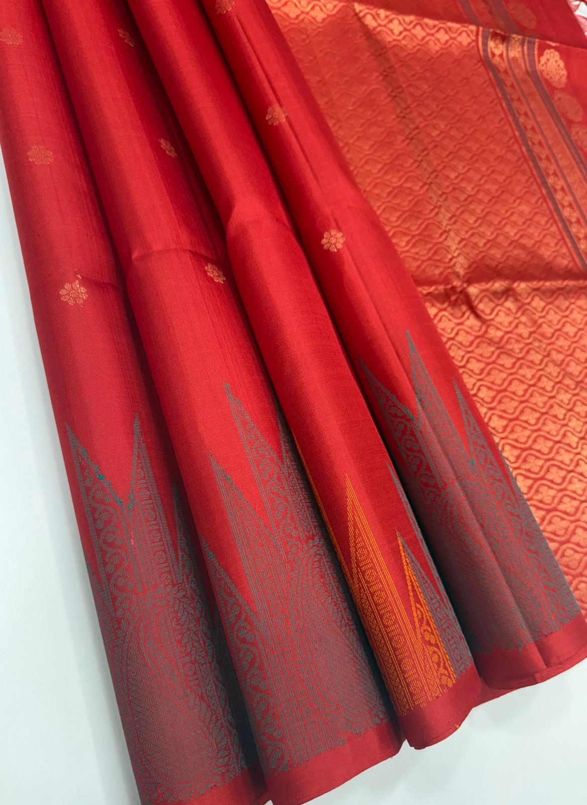 VST255 - red color body , pallu , blouse - Pure silk saree
