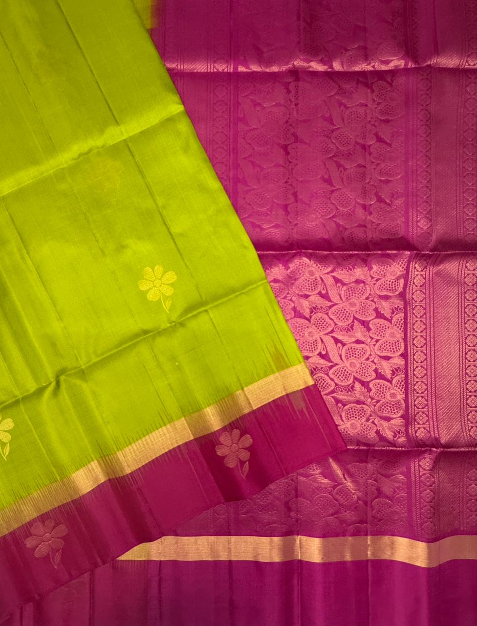 VSCB613 - green color body , rani pink color pallu , blouse - Pure silk saree