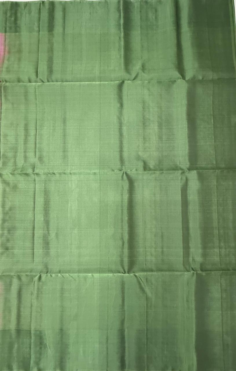 VSM300 - lavender color body , pastel green color pallu , blouse&nbsp;