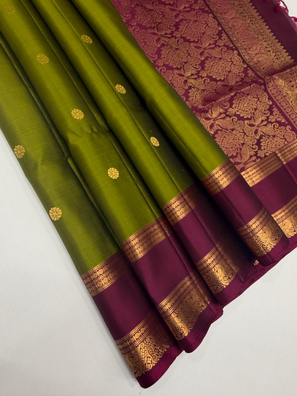 VSF985 - mehandi green color body & purple color pallu,blouse - Pure silk saree
