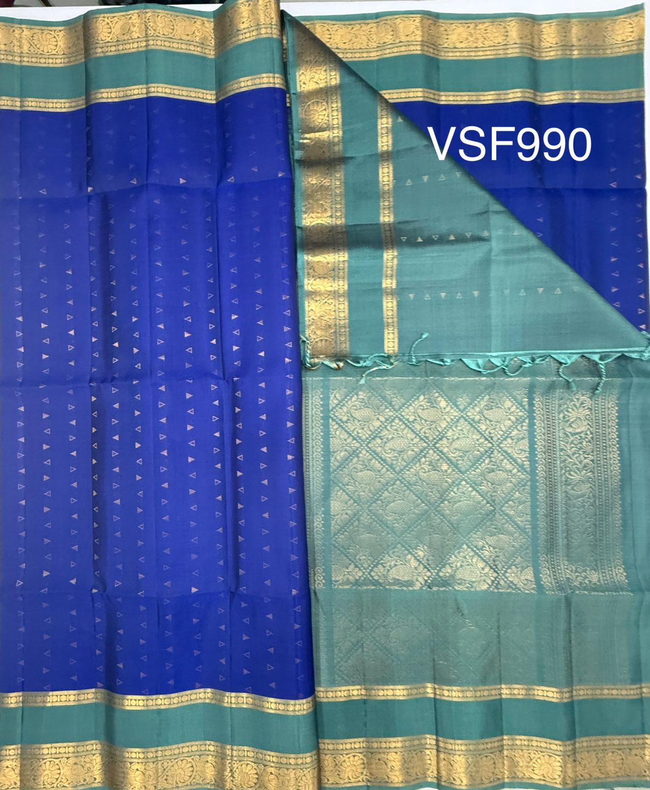 VSF990 - royal blue color body , pastel blue color pallu,blouse - Pure silk saree