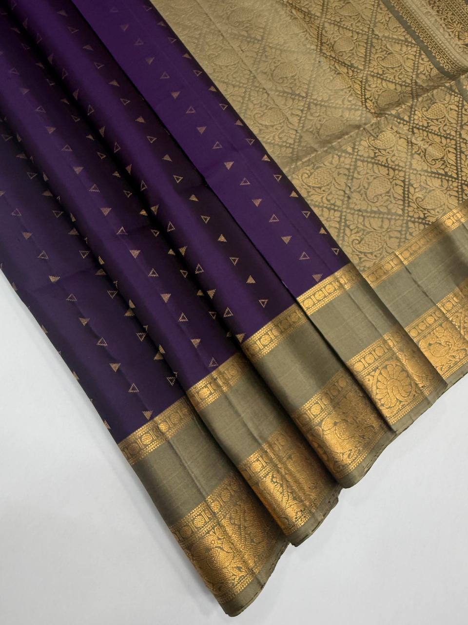 VSF992 - dark violet color body & beige color pallu,blouse - Pure silk saree