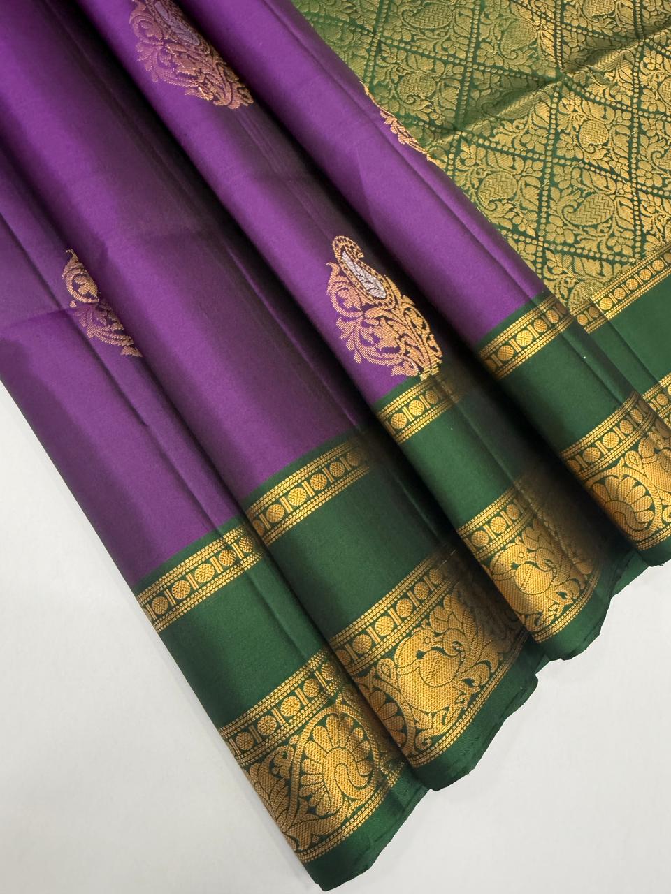 VSF998 - violet color body & bottle green color pallu,blouse - Pure silk saree