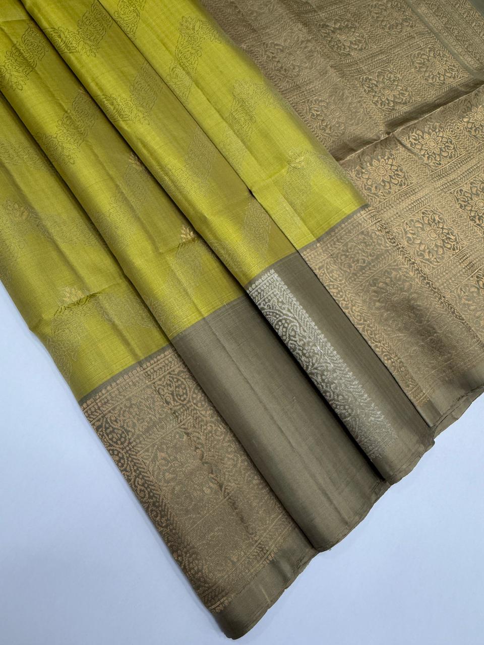 VSF1013 - yellowish green color body,beige color pallu,blouse - Pure silk saree