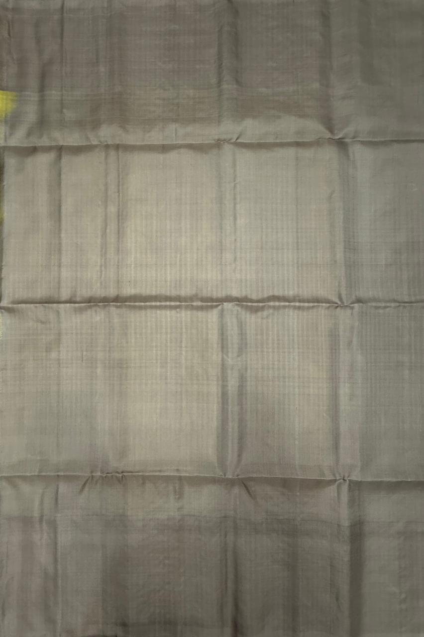 VSF1013 - yellowish green color body,beige color pallu,blouse - Pure silk saree