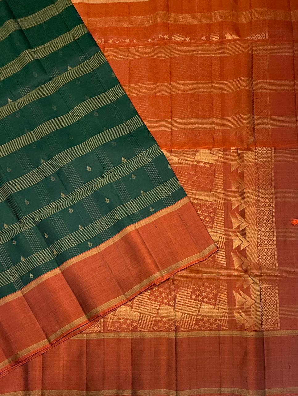 VSF1024 - bottle green color body & rust orange color pallu,blouse - Pure silk saree