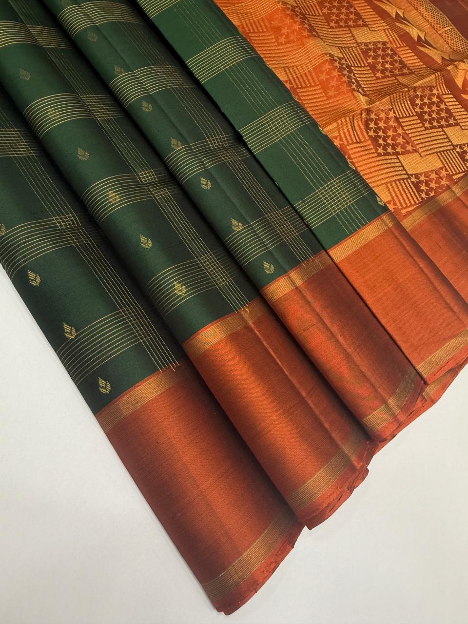 VSF1024 - bottle green color body & rust orange color pallu,blouse - Pure silk saree