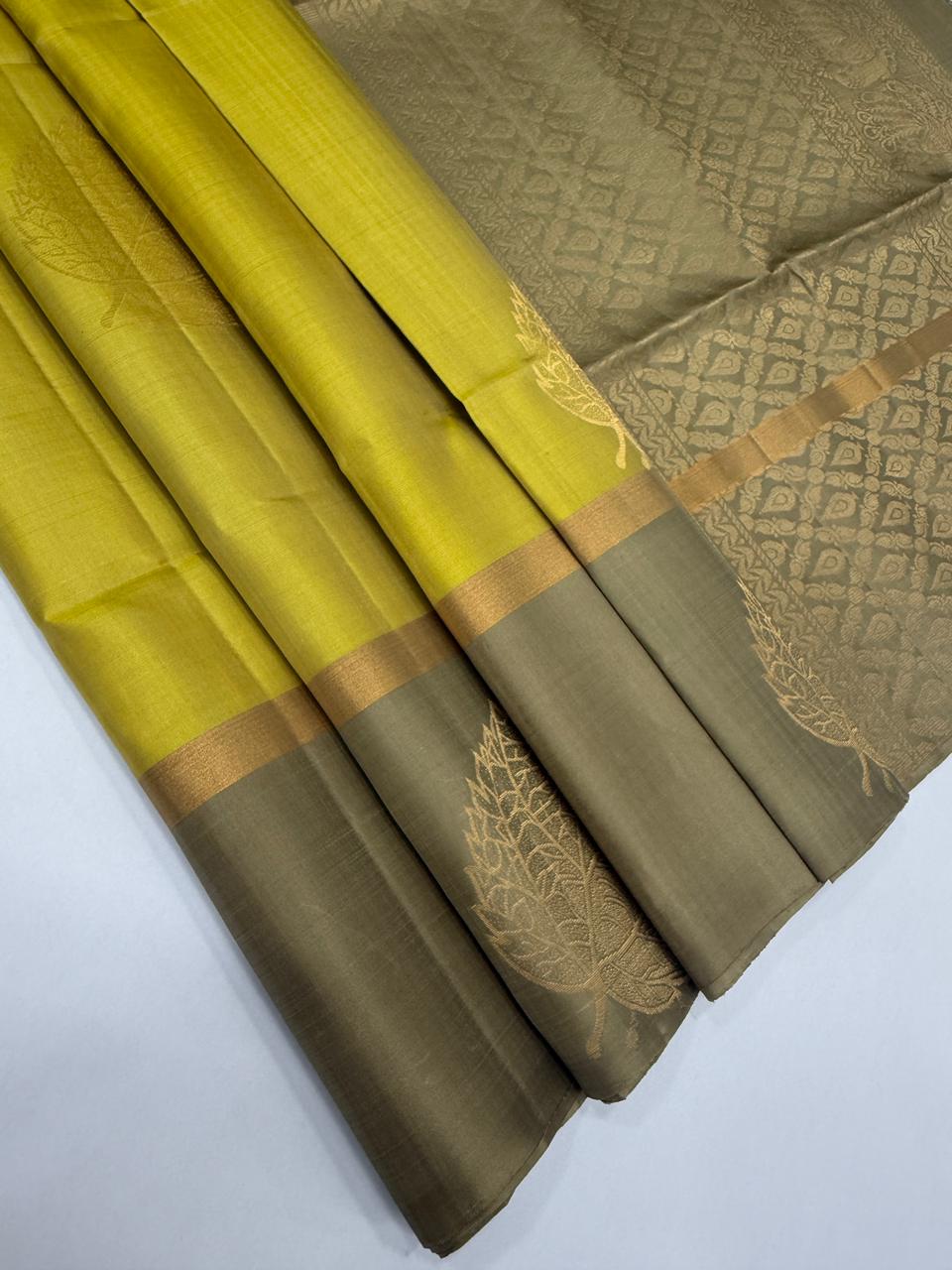 VSBP99 - yellowish green color body & pastel green color pallu,blouse - Pure silk saree