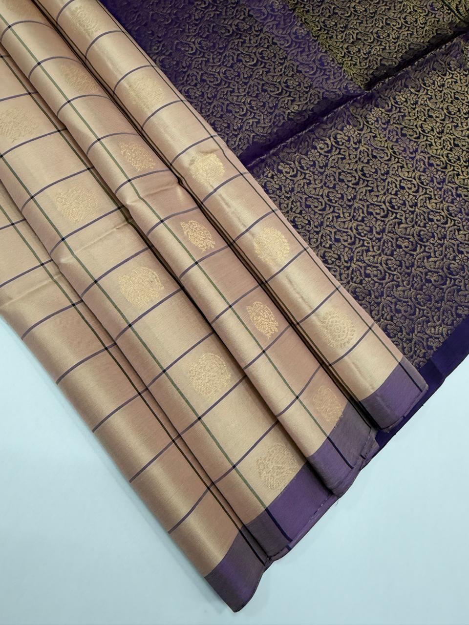 VSM312 - light peach color body , violet color pallu , blouse&nbsp;