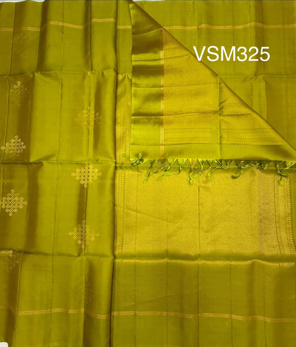 VSM325 - green color body , pallu , blouse&nbsp;