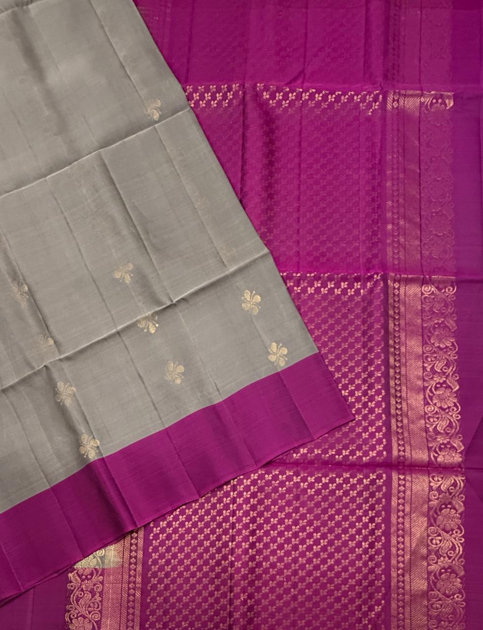 VSM340 - grey color body , purple color pallu , blouse&nbsp;