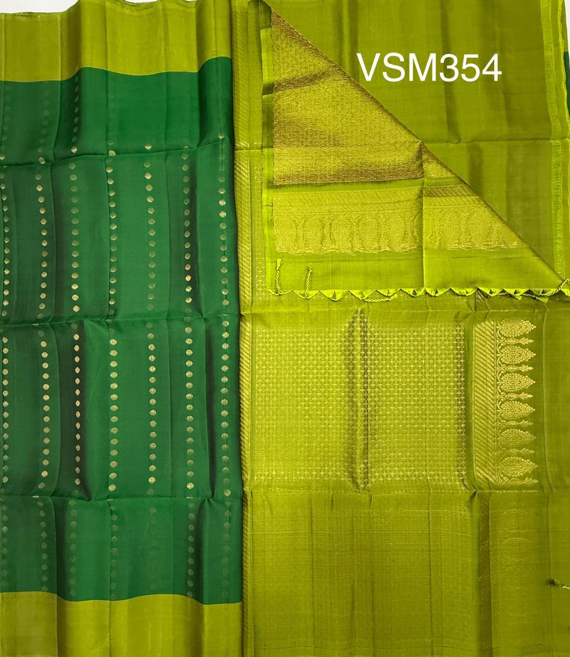 VSM354 - dark green color body , leaf green color pallu , blouse&nbsp;