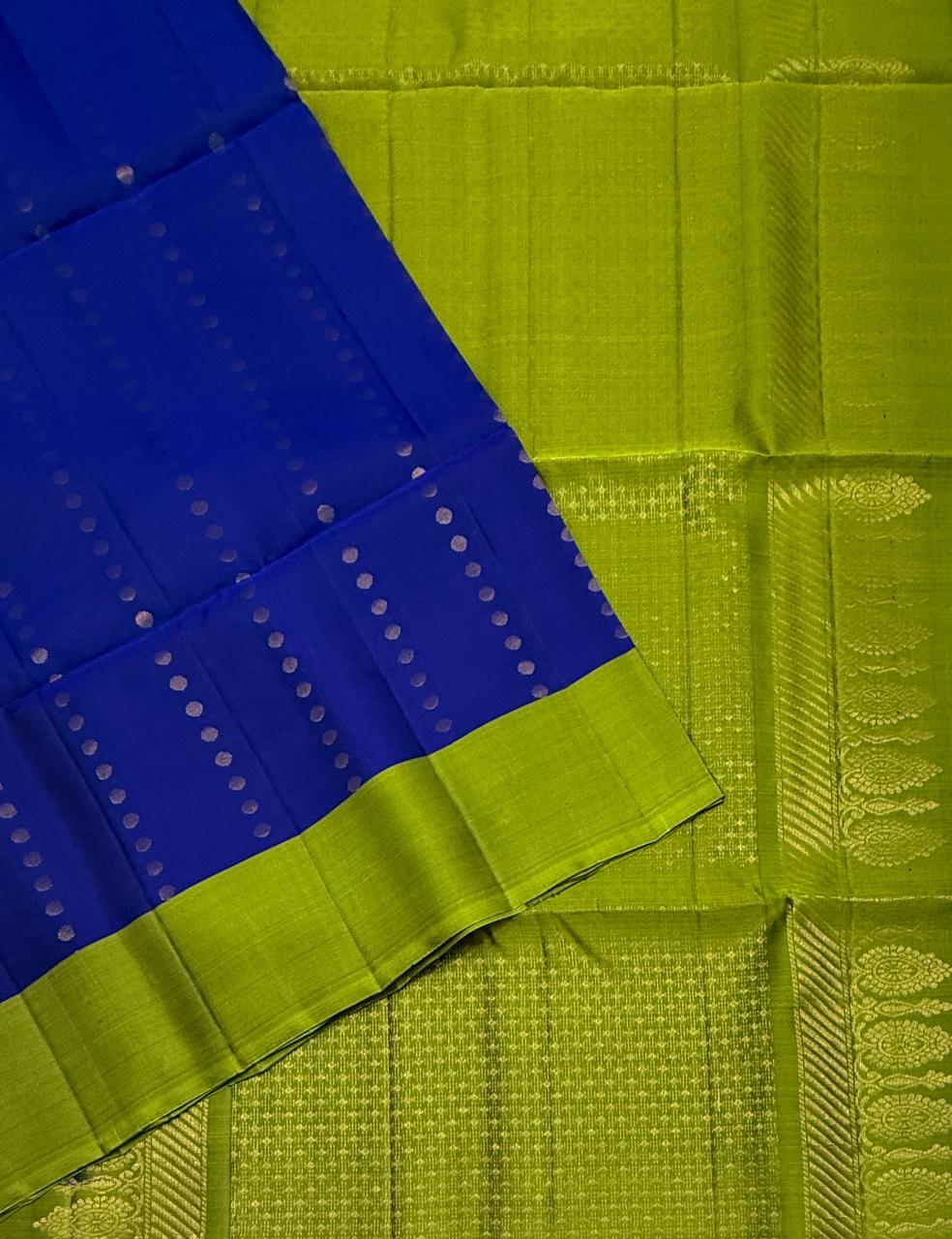 VSM355 - royal blue color body , leaf green color pallu , blouse&nbsp;