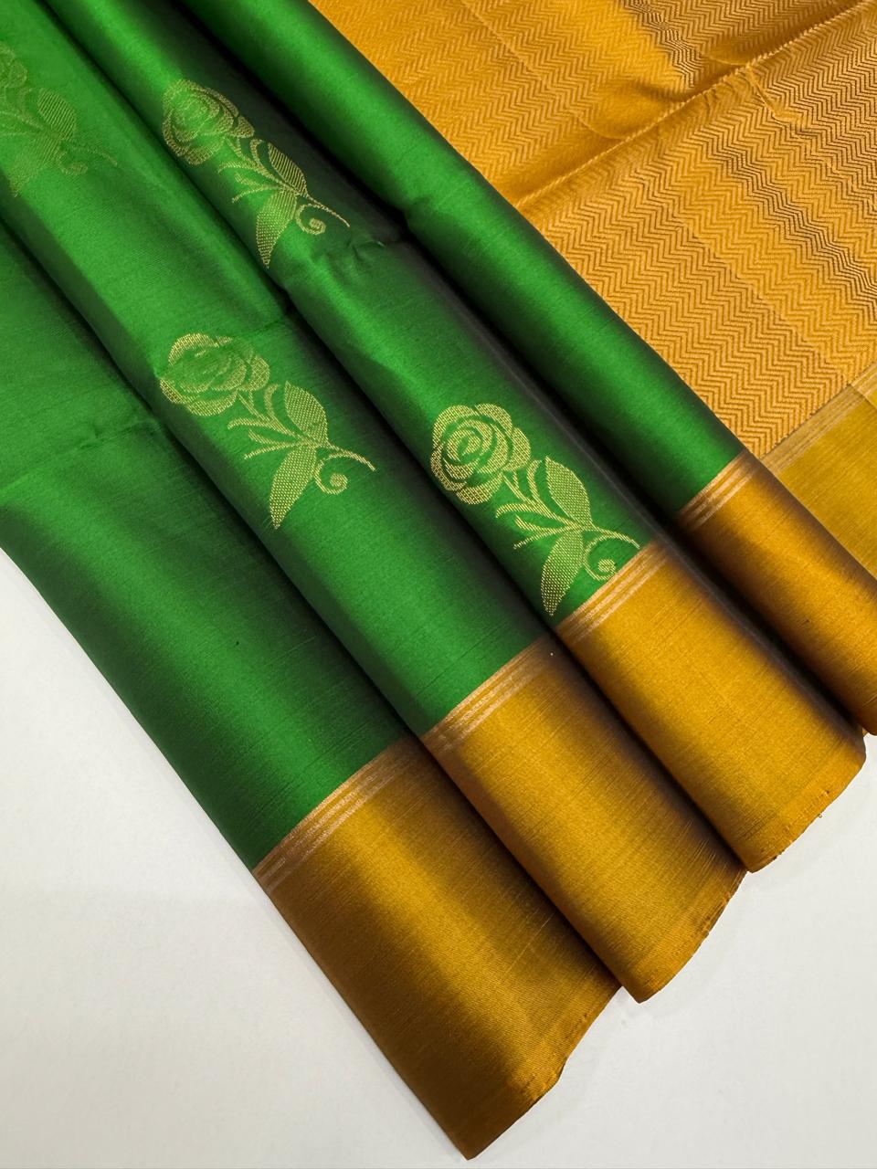 VSM350 - green color body , mustard color pallu , blouse&nbsp;