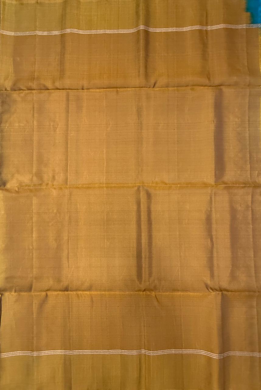 VSM350 - green color body , mustard color pallu , blouse&nbsp;