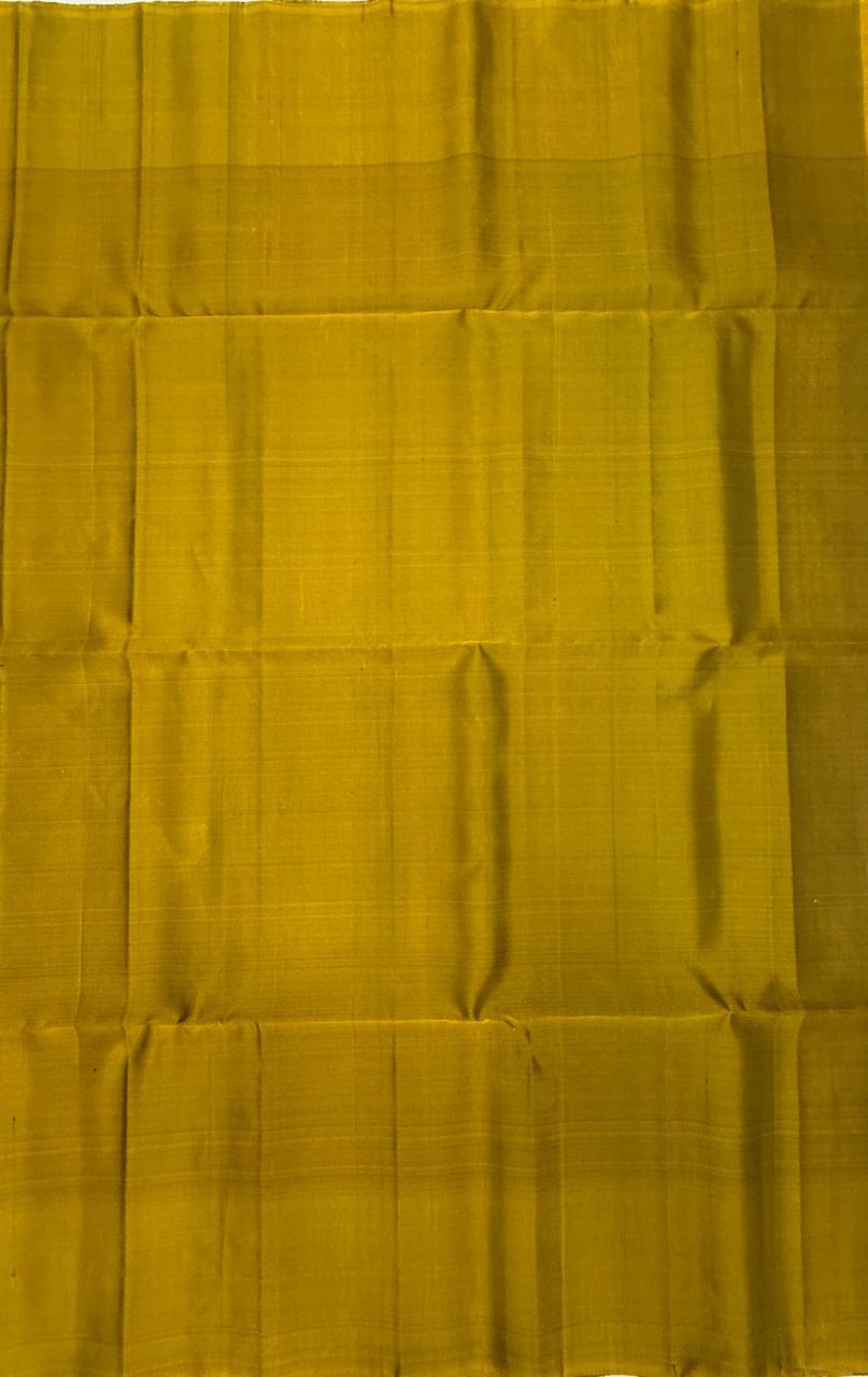 VSM371 - purple color body , yellow with green color pallu , blouse&nbsp;