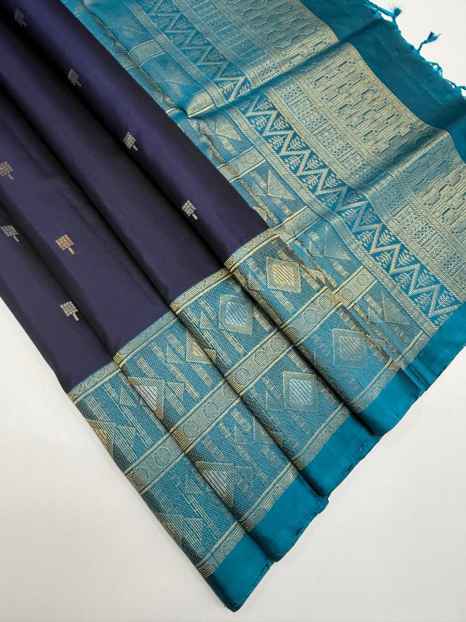 VST270 - navy blue color body , blue color pallu , blouse - Pure silk saree