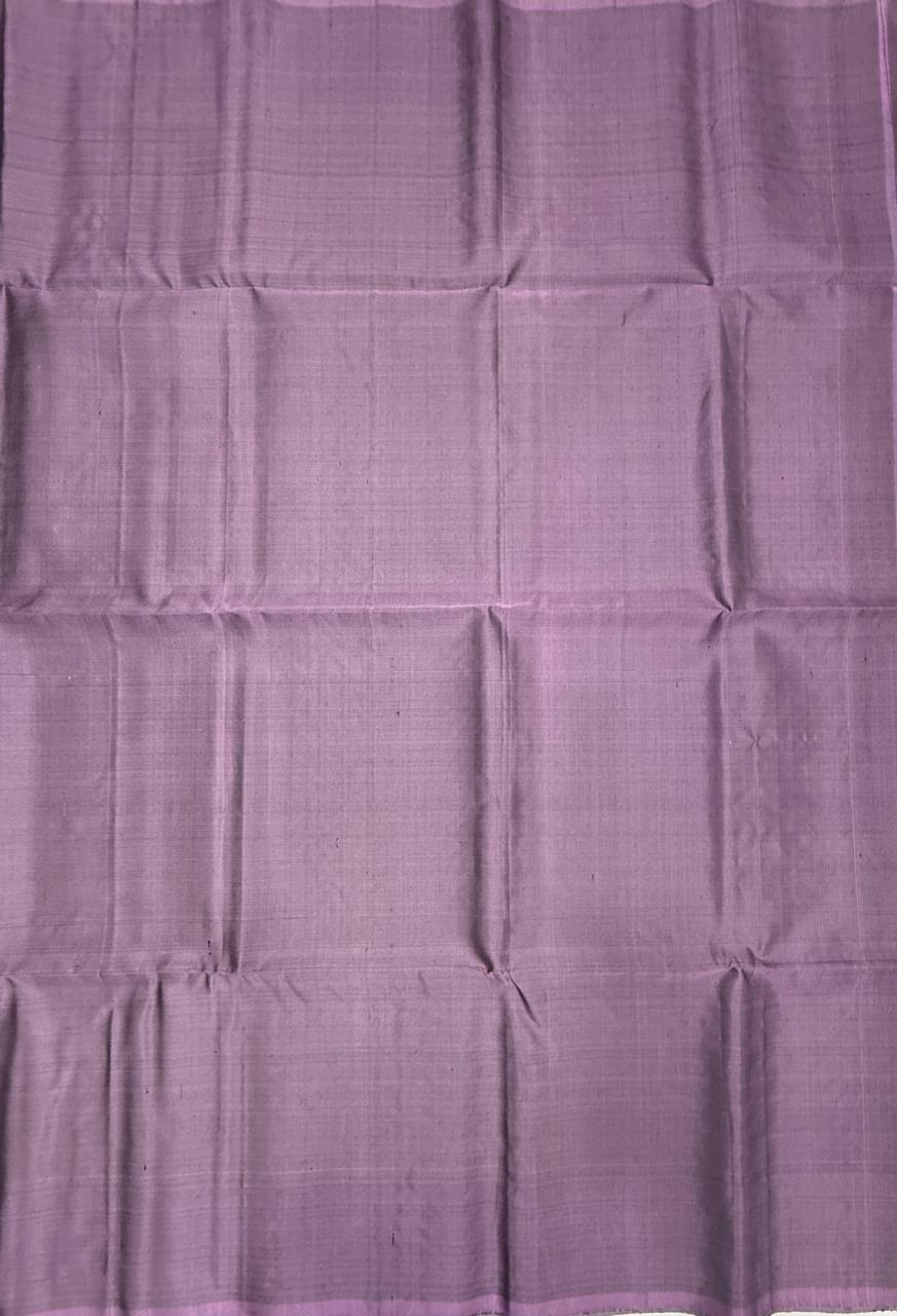VSCB615 - green color body , lavender color pallu , blouse - Pure silk saree