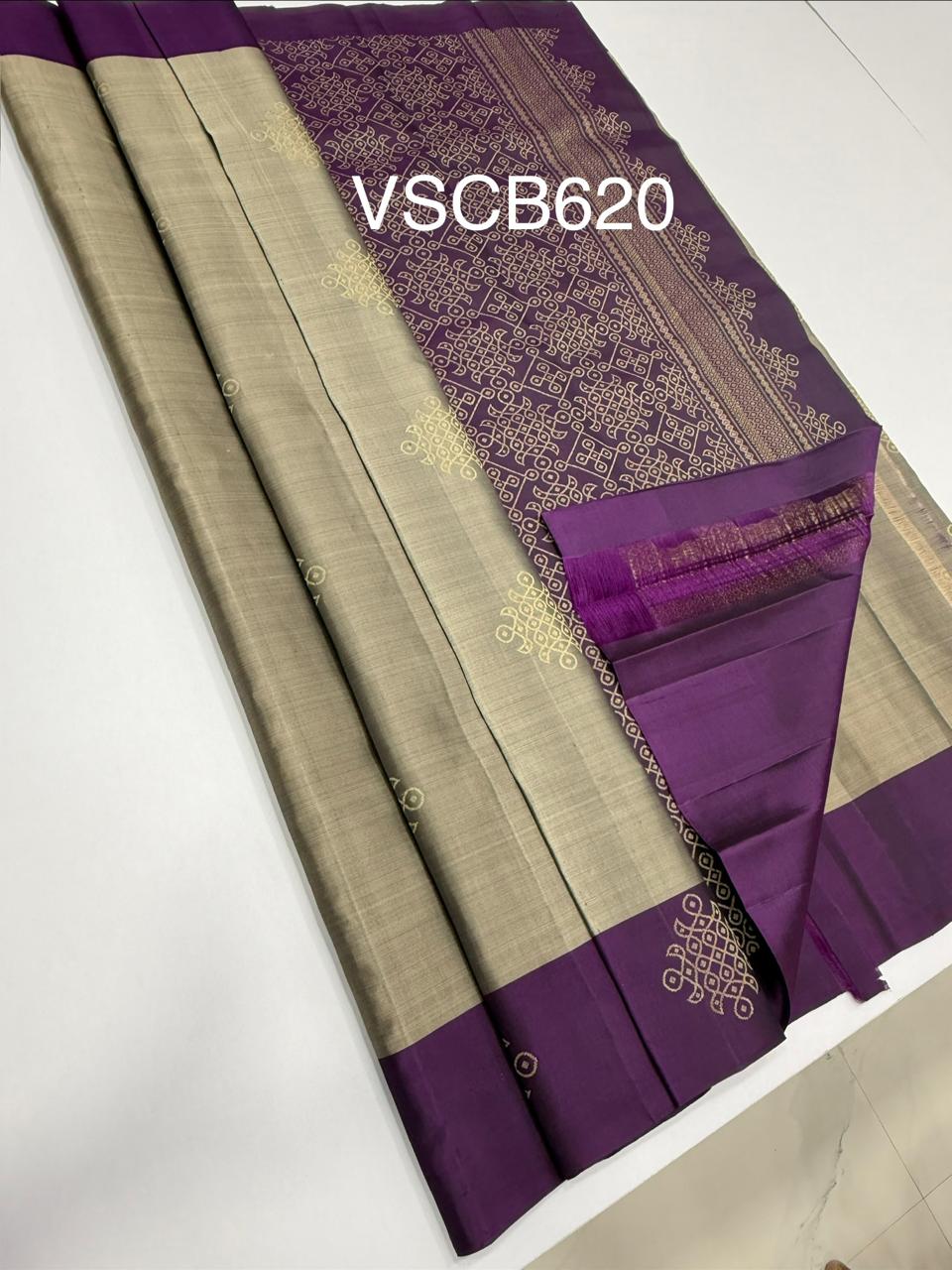VSCB620 - grey color body , dark purple color pallu , blouse - Pure silk saree