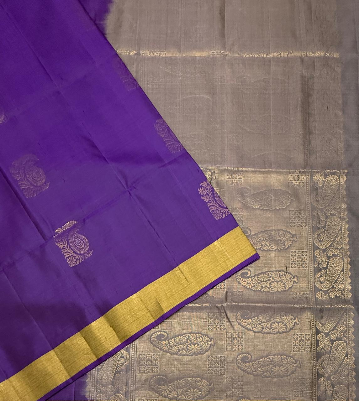 VSZB252 - violet color body , light lavender color pallu , blouse - Pure silk saree