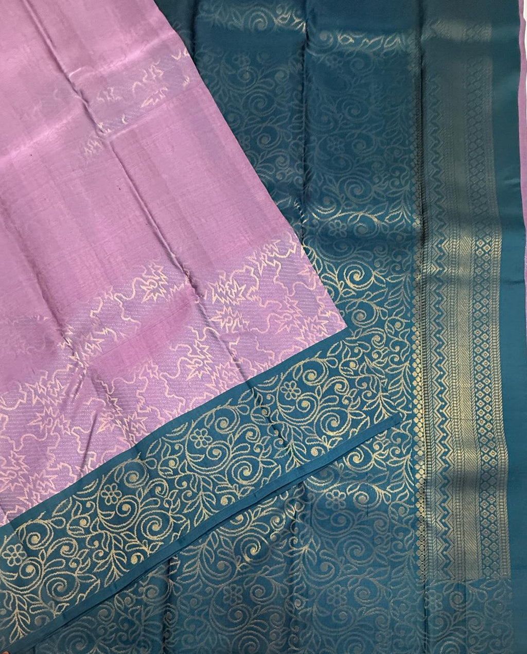 VSA665 - lavender color body , peacock blue color pallu , blouse pure silk saree