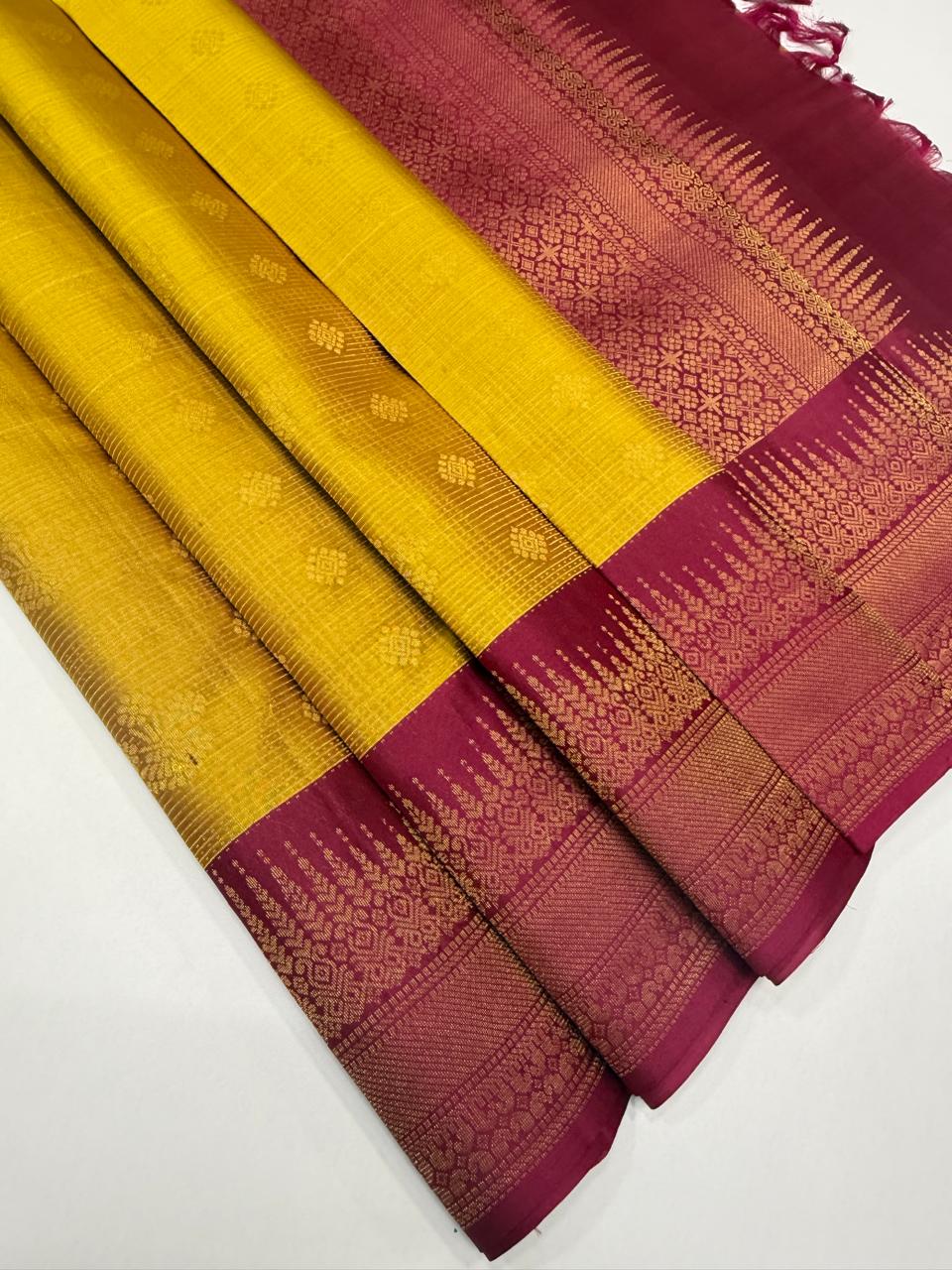 VSA666 - mustard color body , magenta color pallu , blouse pure silk saree