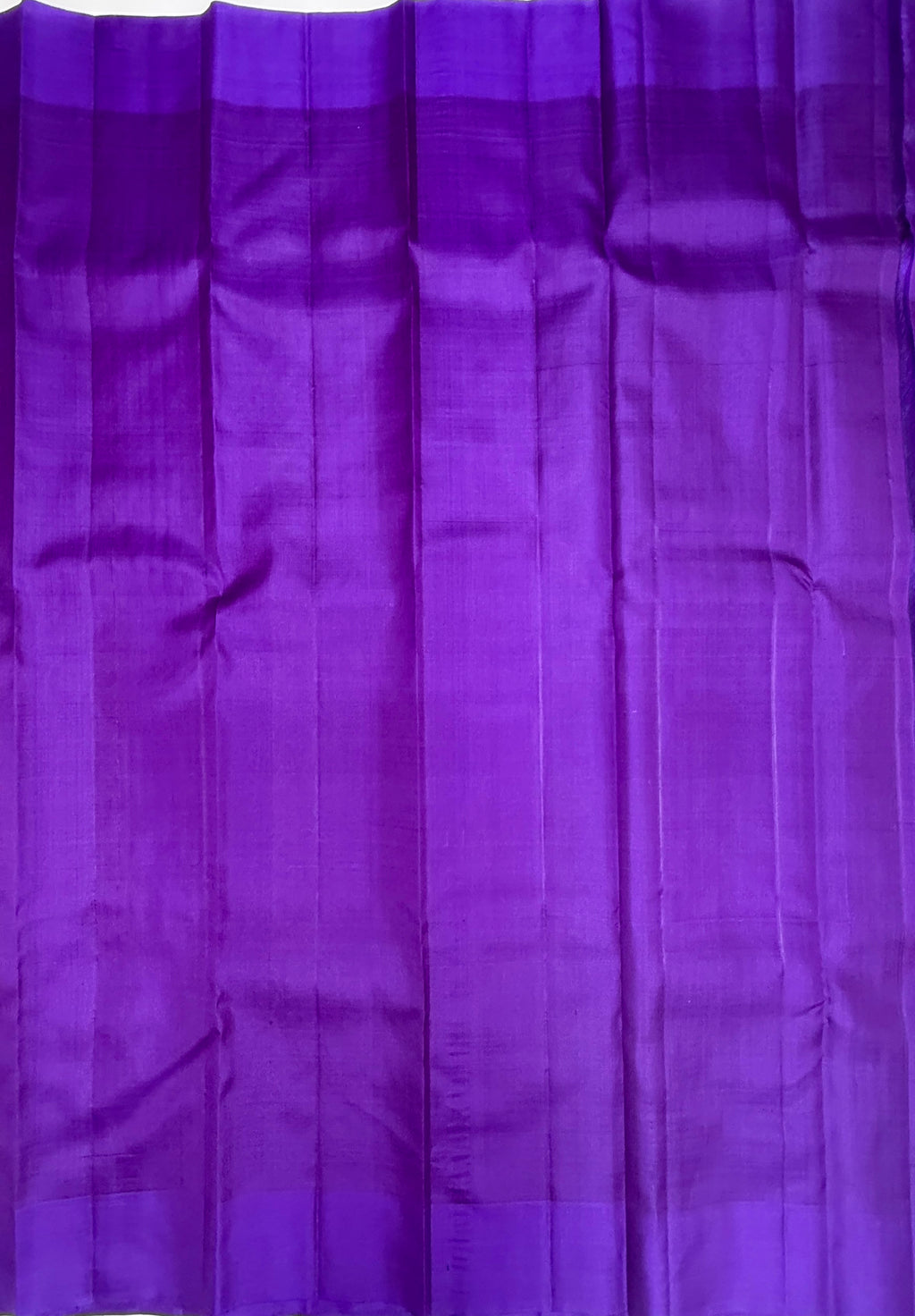 VSOH445 - peacock green color body , violet color pallu , blouse - Pure silk saree