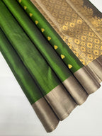 VSOH447 - olive green color body , grey color pallu , blouse - Pure silk saree