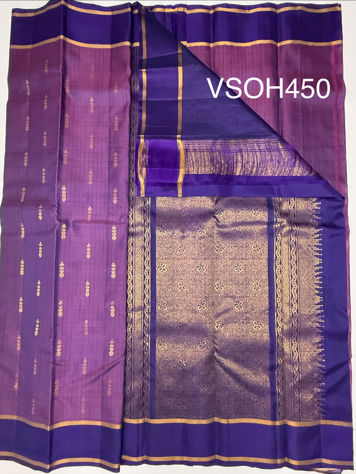 VSOH450 - dark lavender color body , violet color pallu , blouse - Pure silk saree