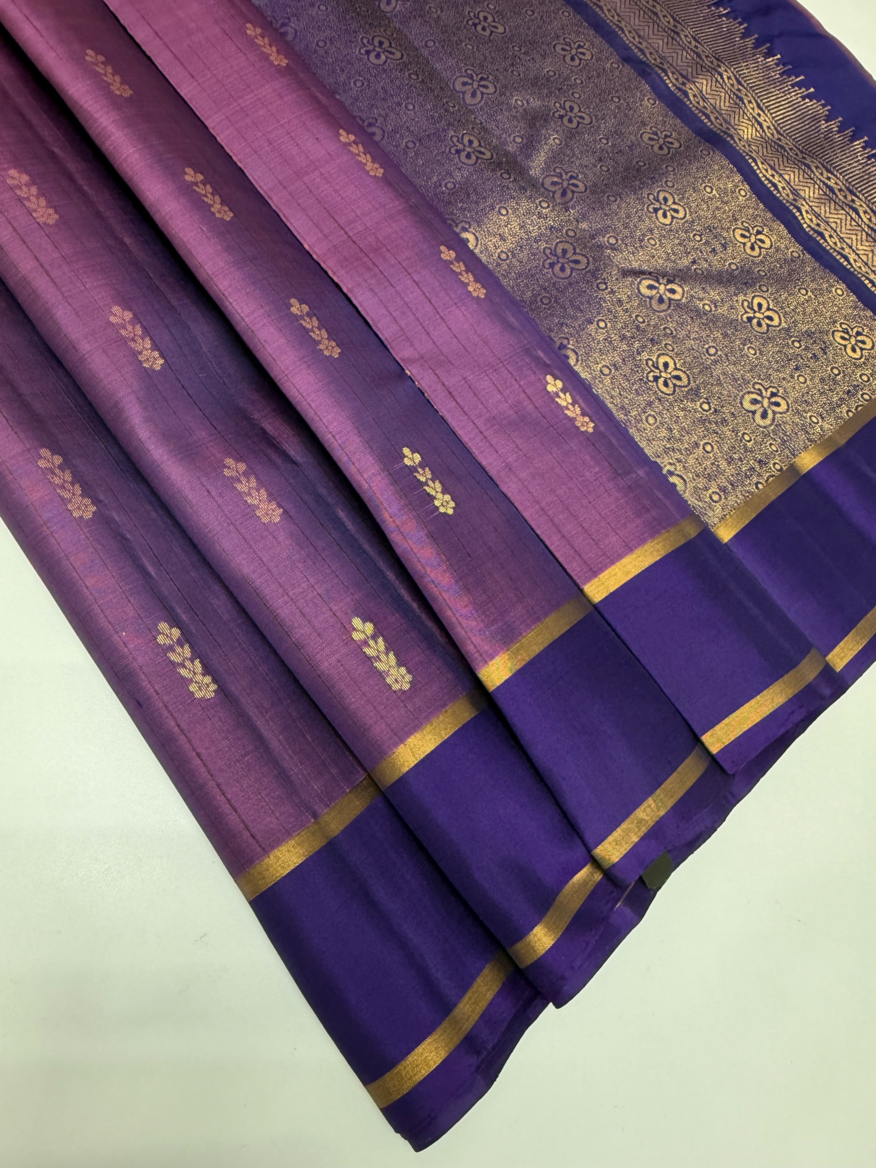 VSOH450 - dark lavender color body , violet color pallu , blouse - Pure silk saree
