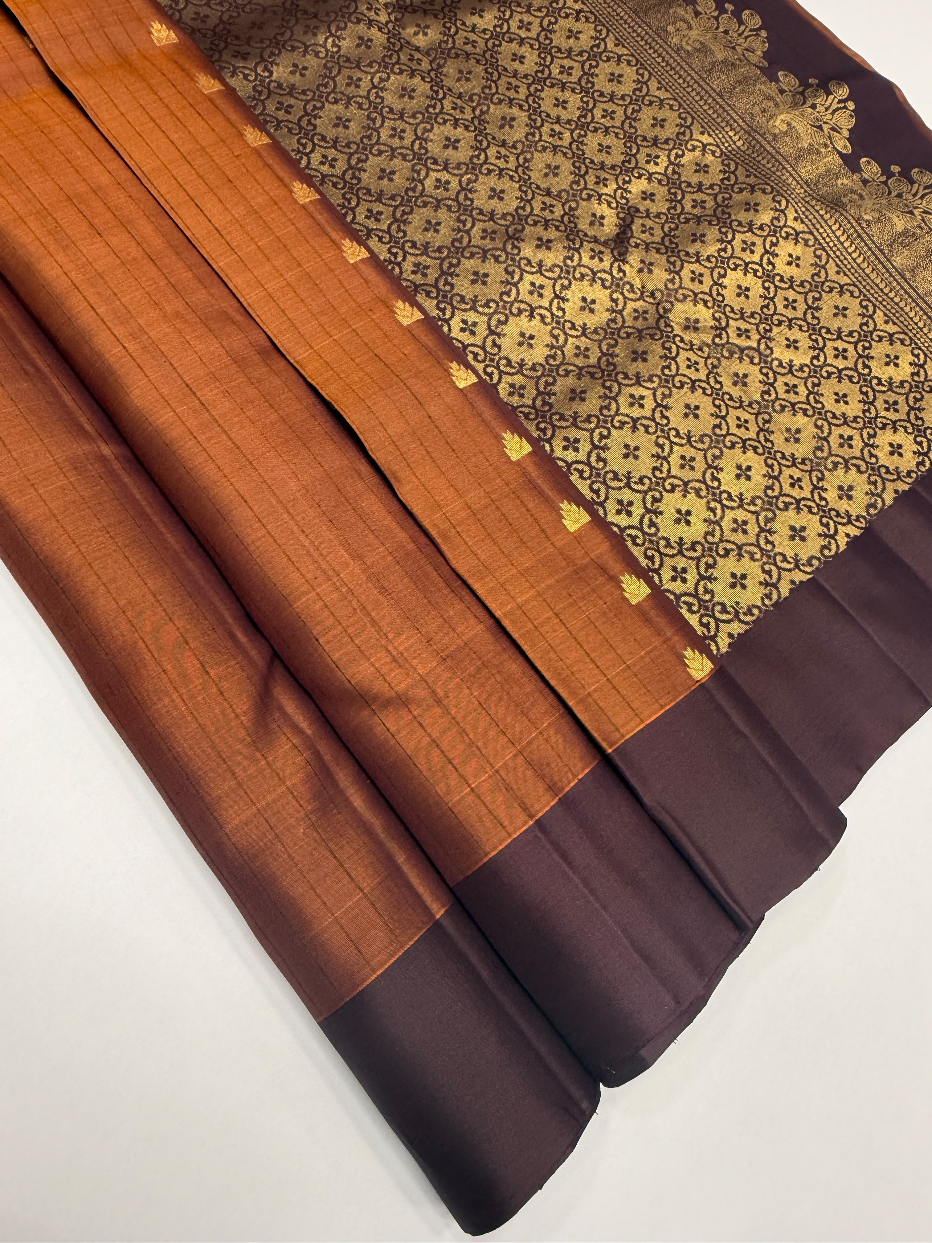 VSOH456 - rust orange color body , dark purple color pallu , blouse - Pure silk saree
