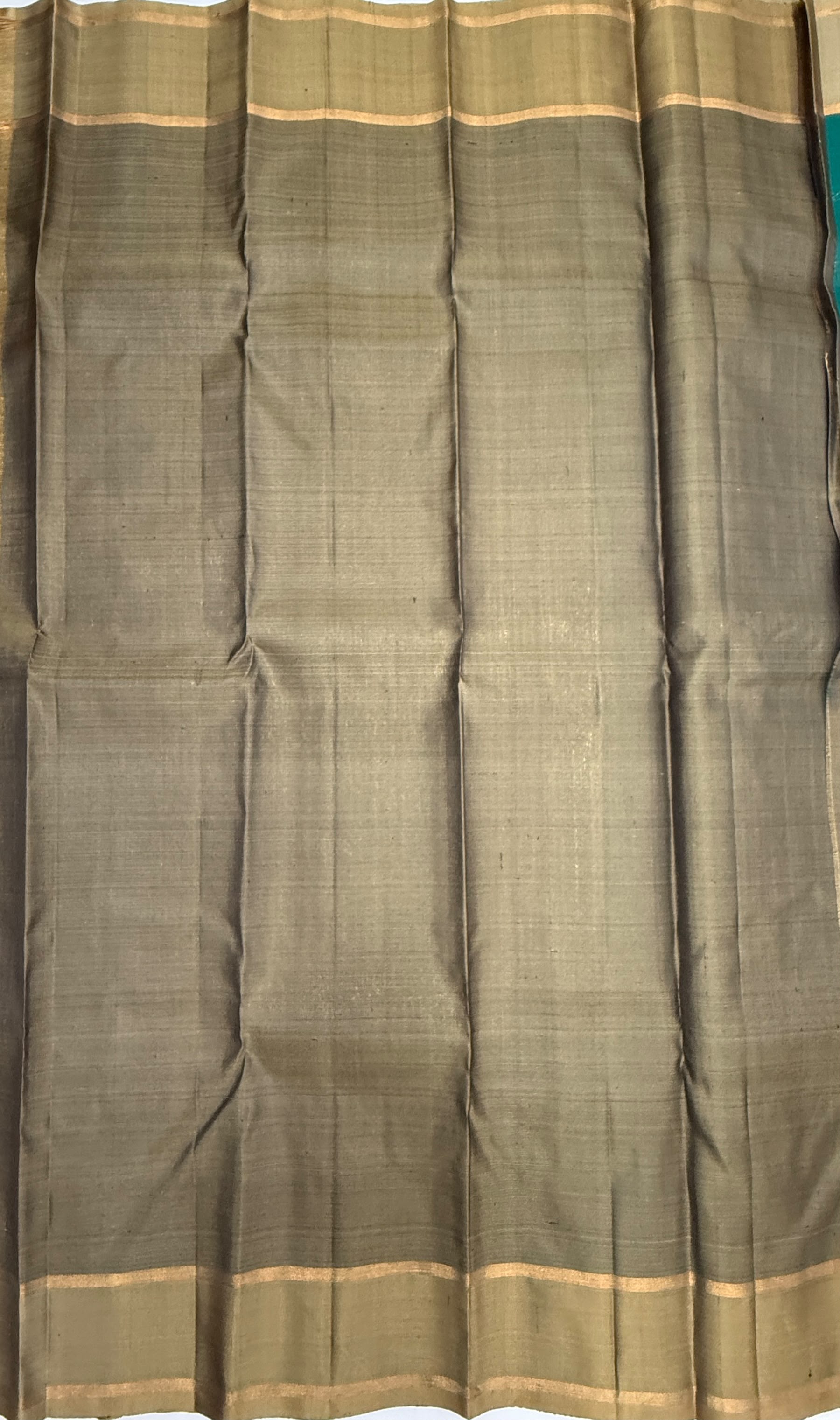 VSOH458 - peacock green color body , beige color pallu , blouse - Pure silk saree