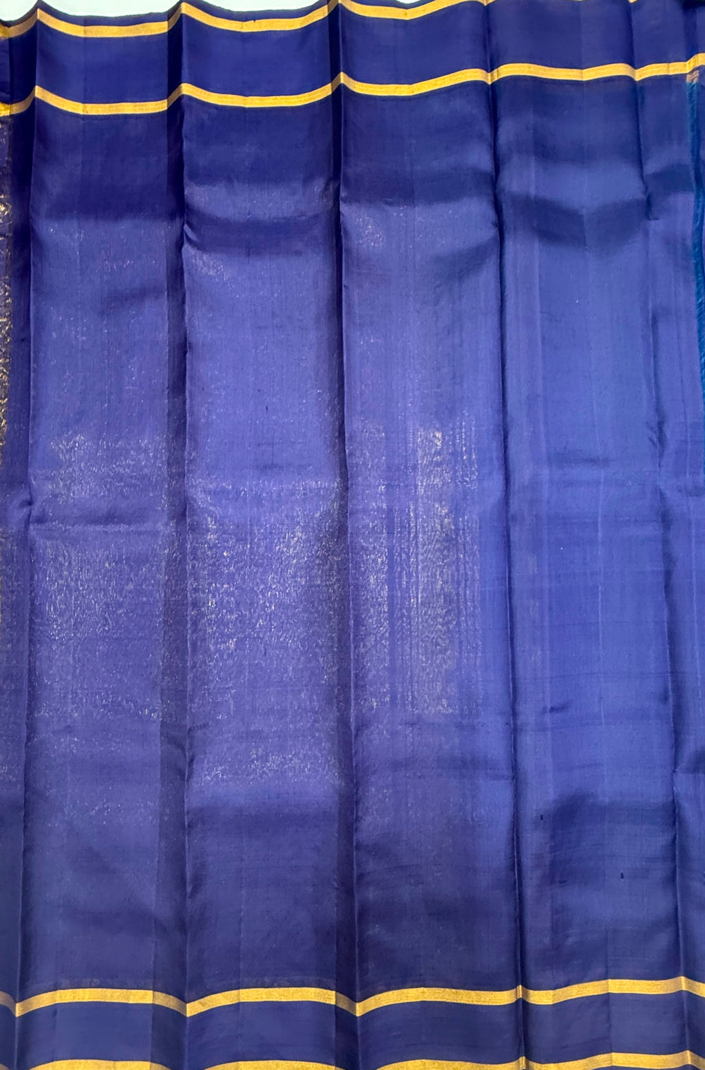 VSOH459 - royal blue color body , navy blue color pallu , blouse - Pure silk saree