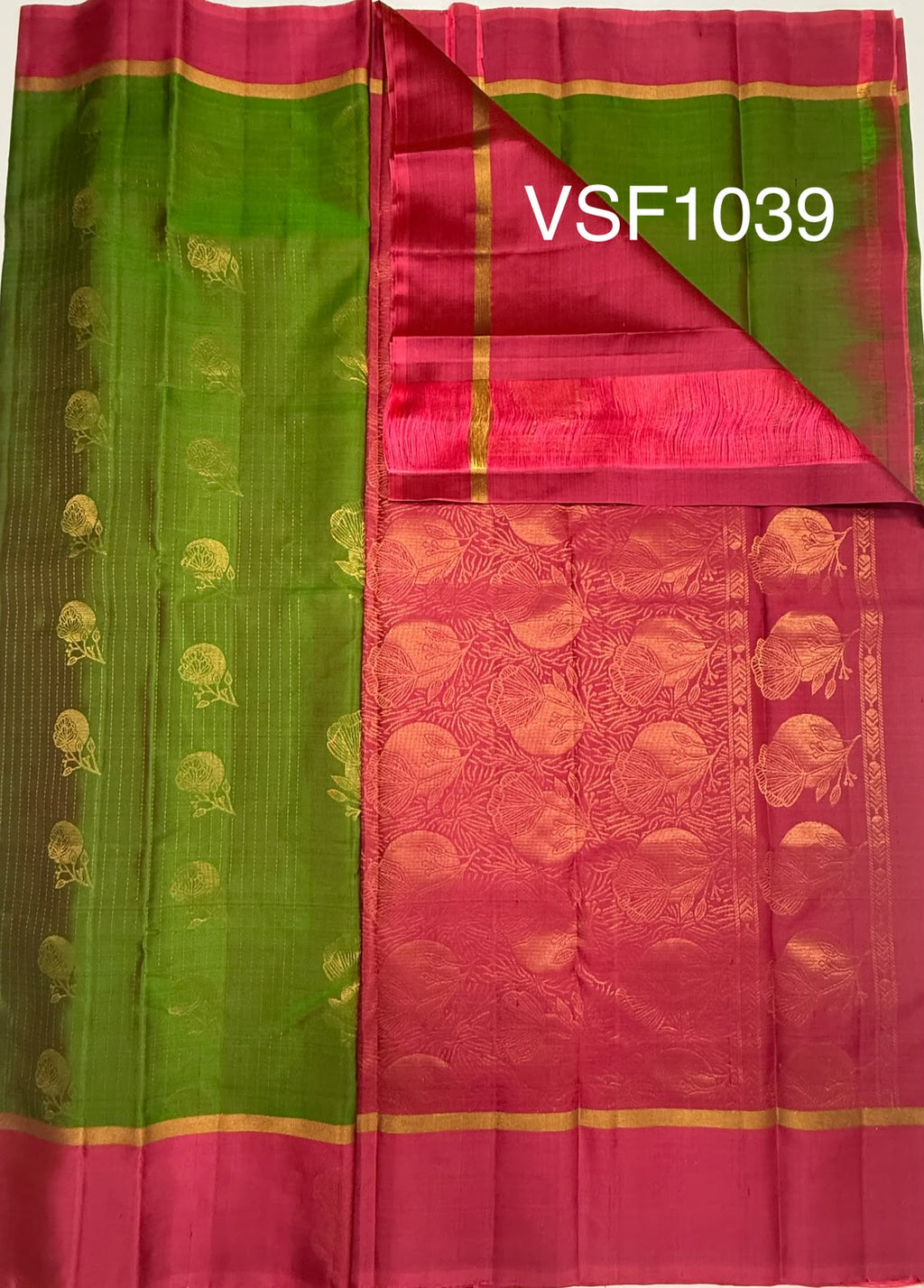 VSF1039 - olive green color body ,pink color pallu,blouse - Pure silk saree