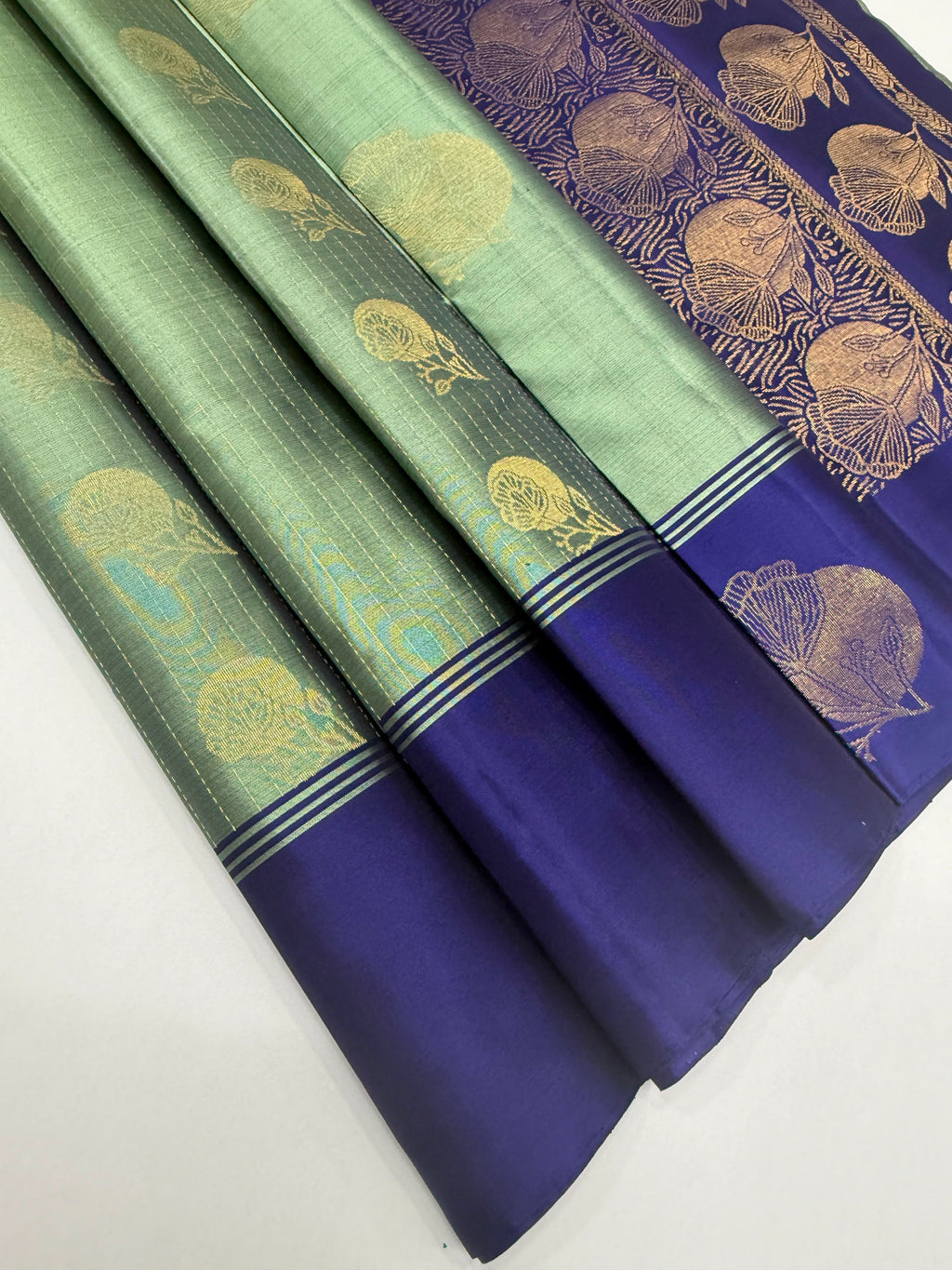 VSF1040 - pastel blue color body ,ink blue color pallu,blouse - Pure silk saree