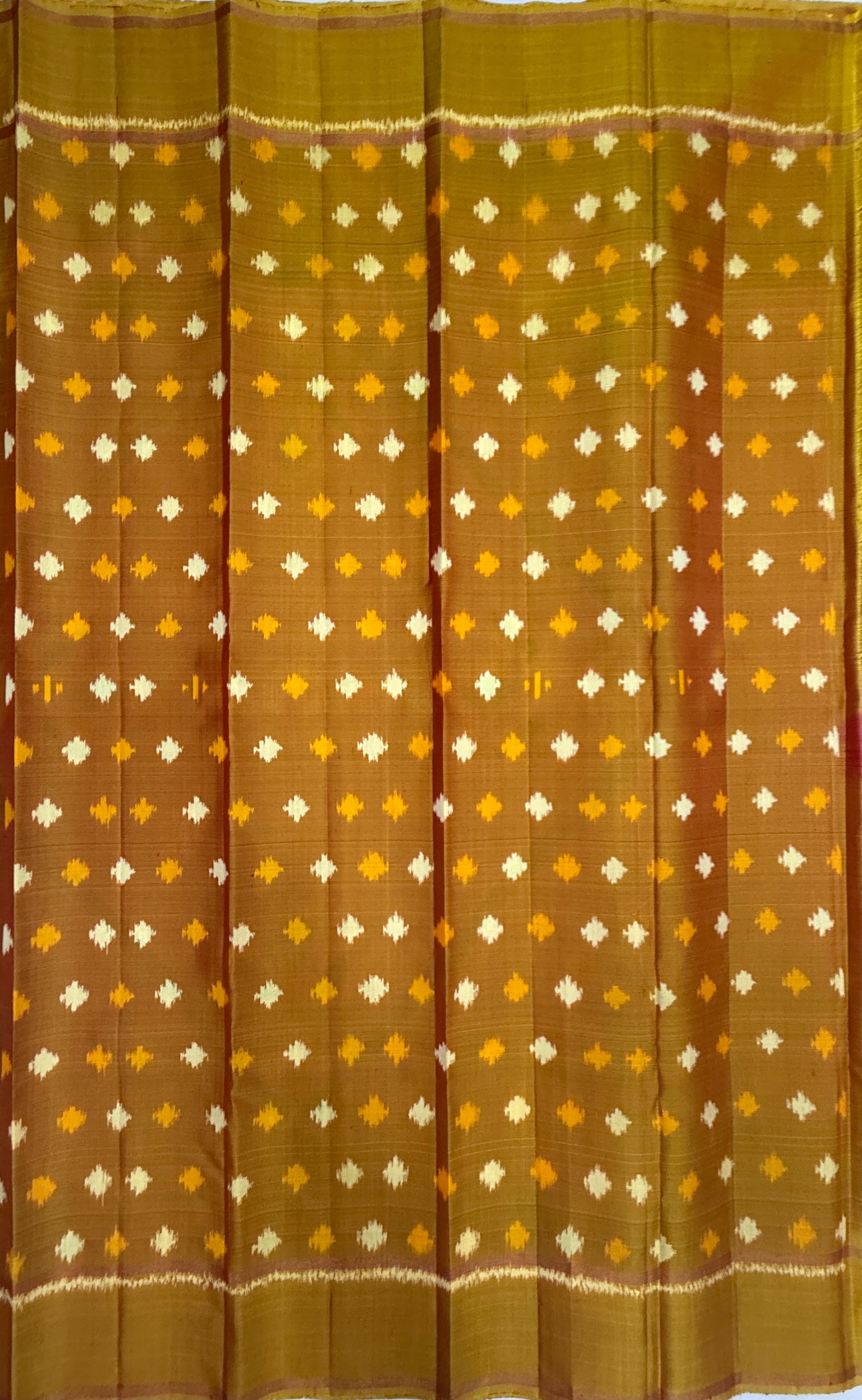 VSF1044 - magenta color body , yellow color pallu,blouse - Pure silk saree