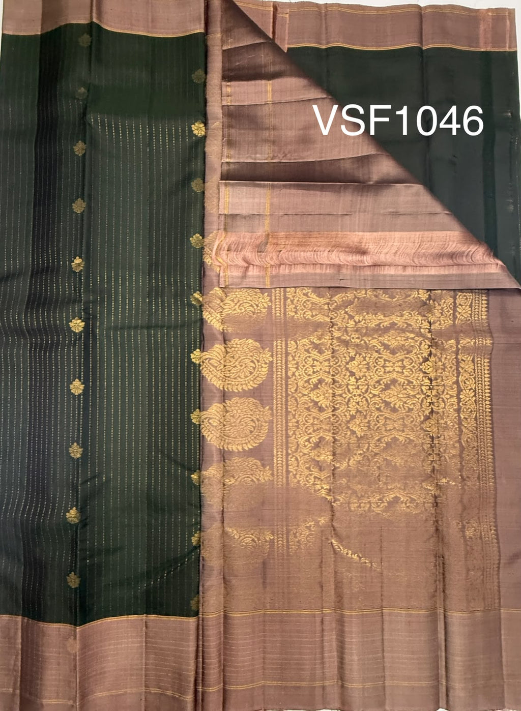 VSF1046 - dark green color body , onion pink color pallu,blouse - Pure silk saree