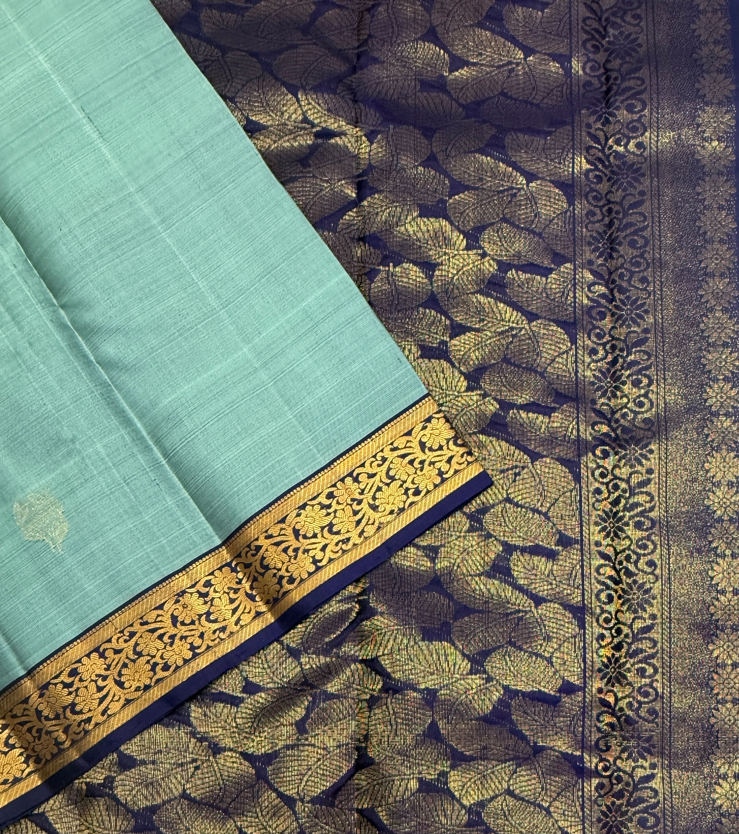 VSF1049 - pastel blue color body , navy blue color pallu,blouse - Pure silk saree