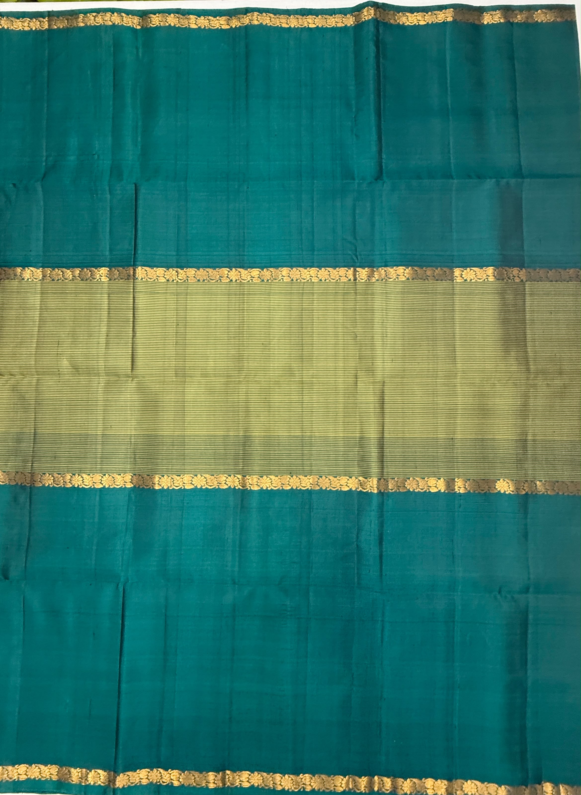 VSF1054 - peacock green color body , pallu,blouse - Pure silk saree