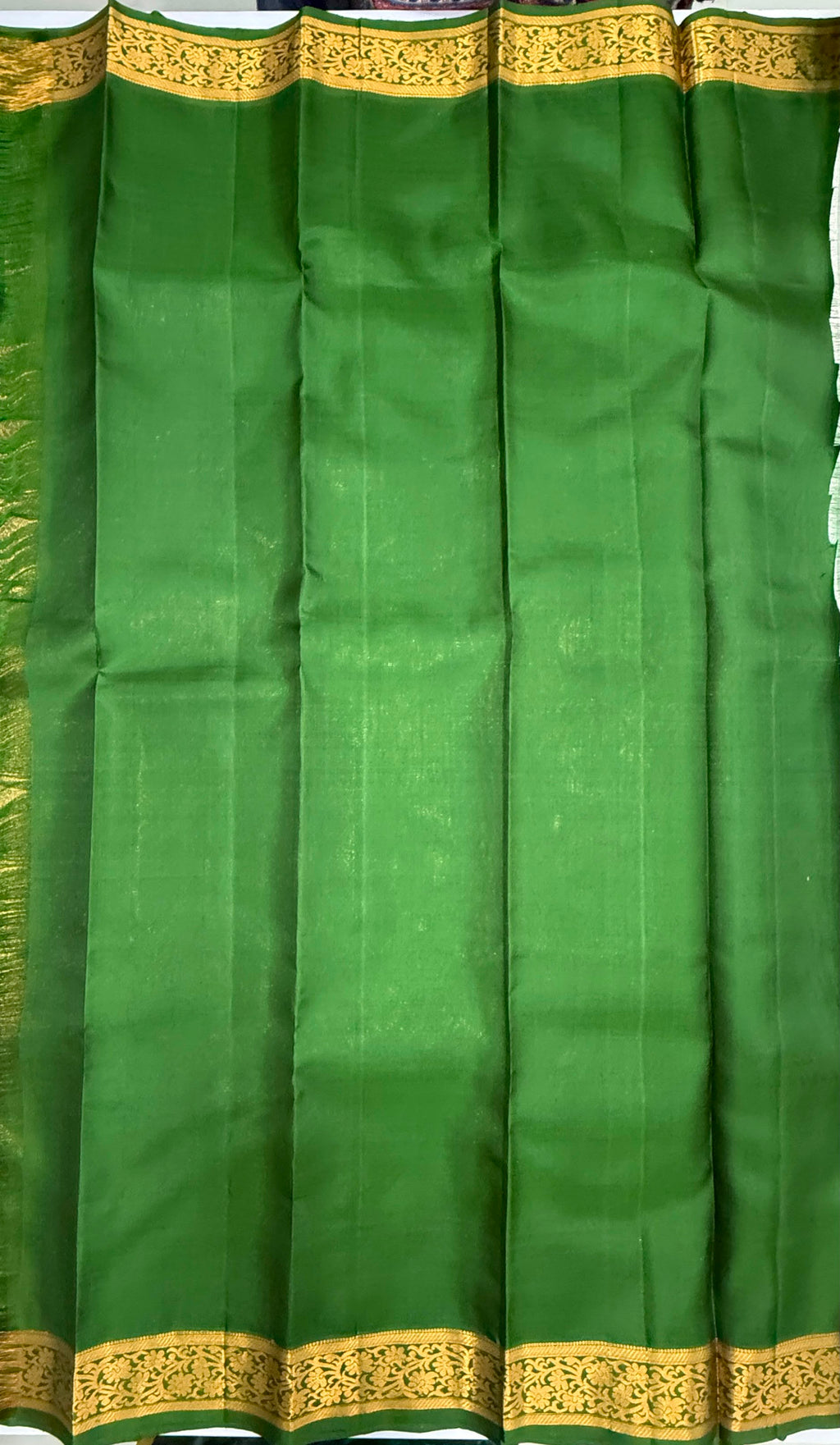 VSF1062 - grey color body , green color pallu,blouse - Pure silk saree