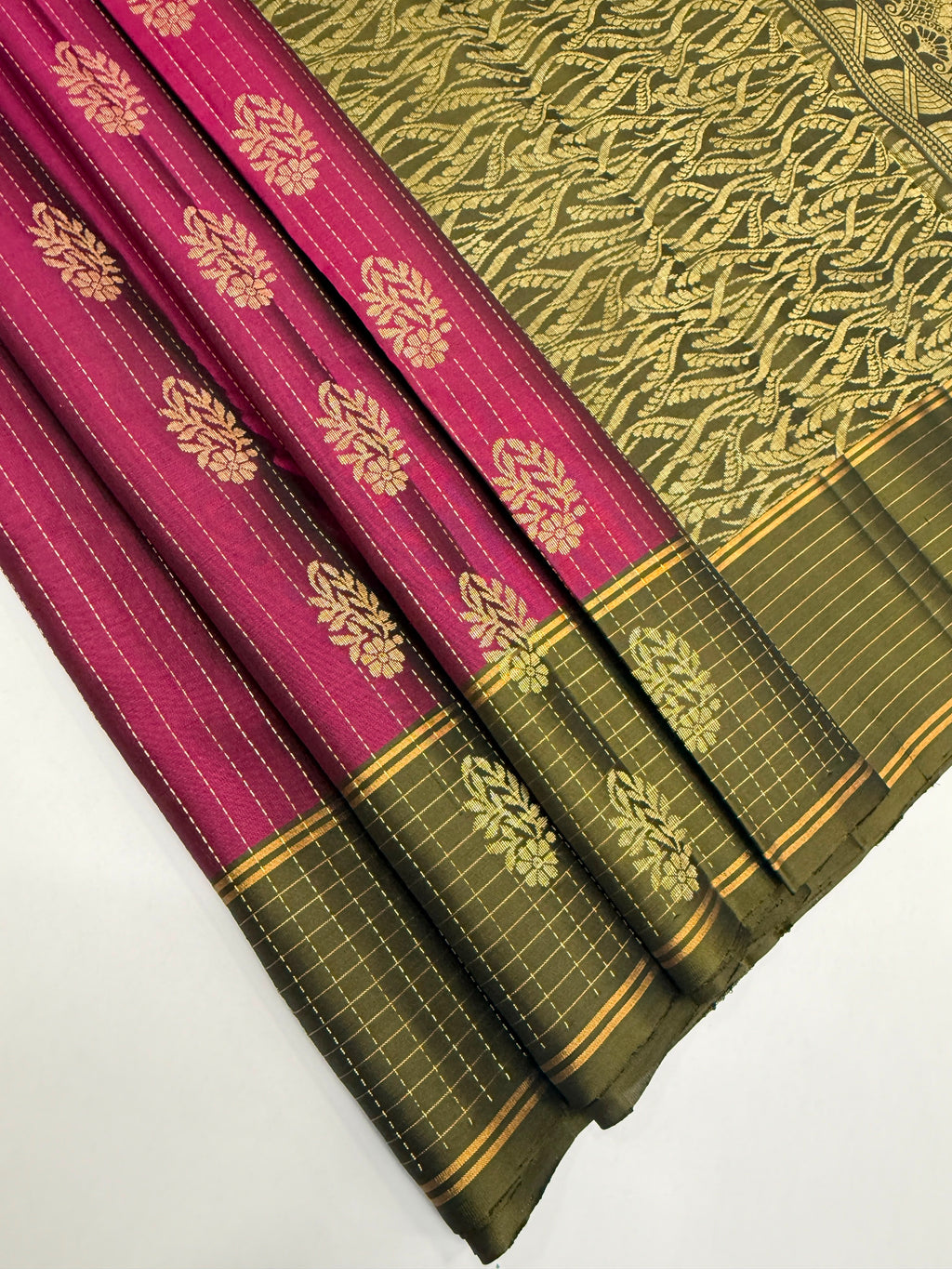 VSF1064 - purple color body , cow dung green color pallu,blouse - Pure silk saree