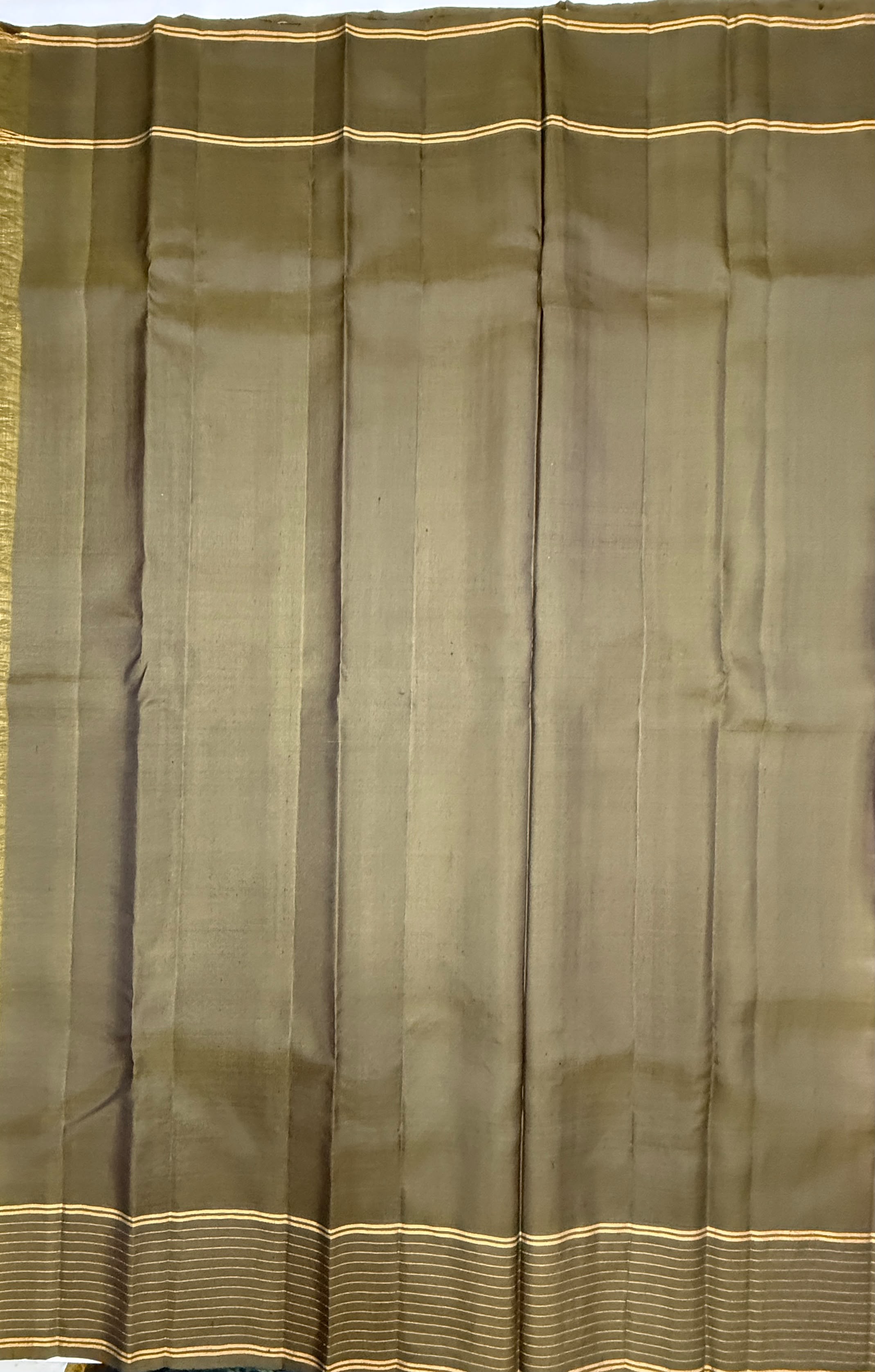 VSF1064 - purple color body , cow dung green color pallu,blouse - Pure silk saree