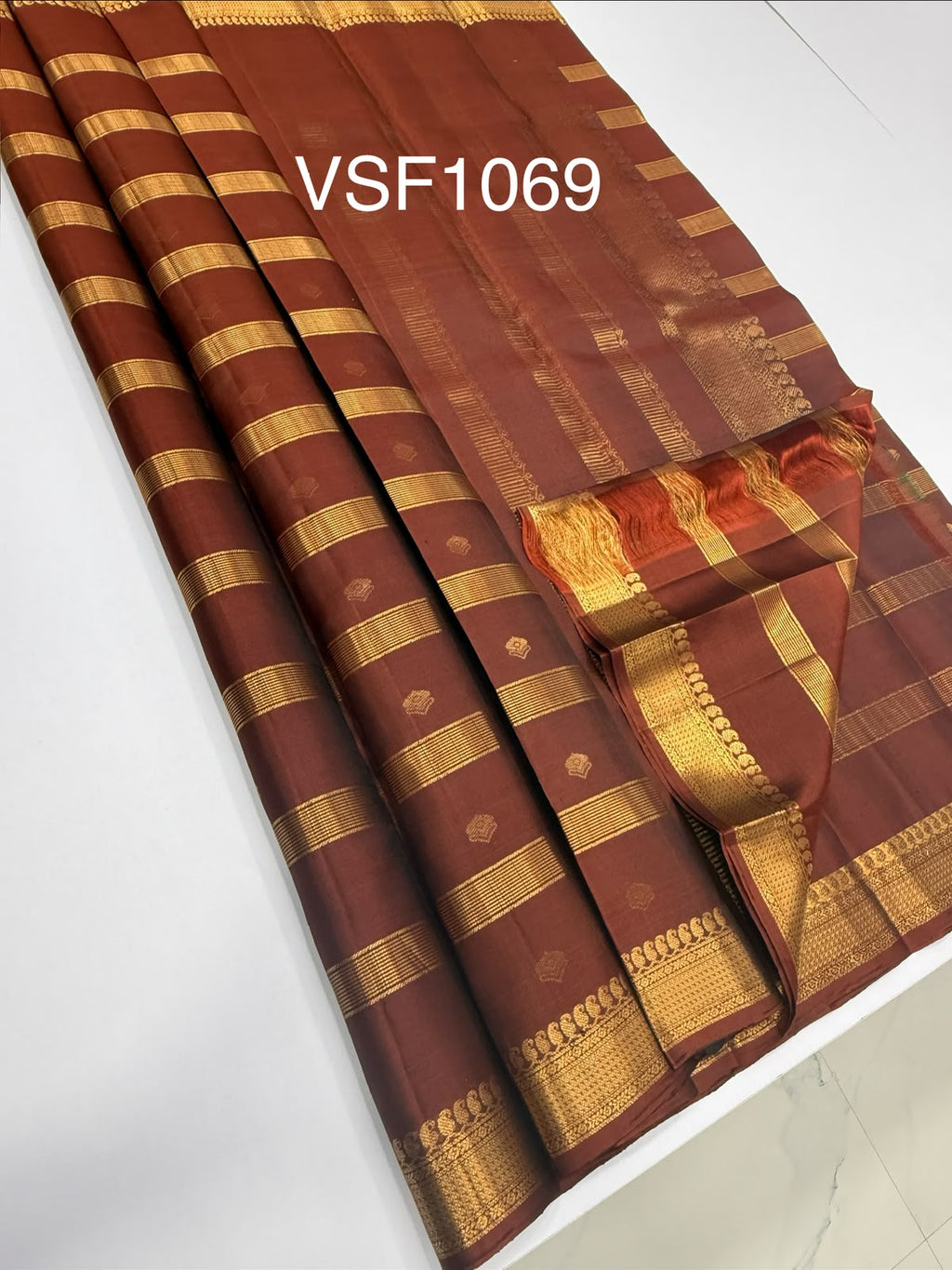 VSF1069 - maroon color body , pallu,blouse - Pure silk saree