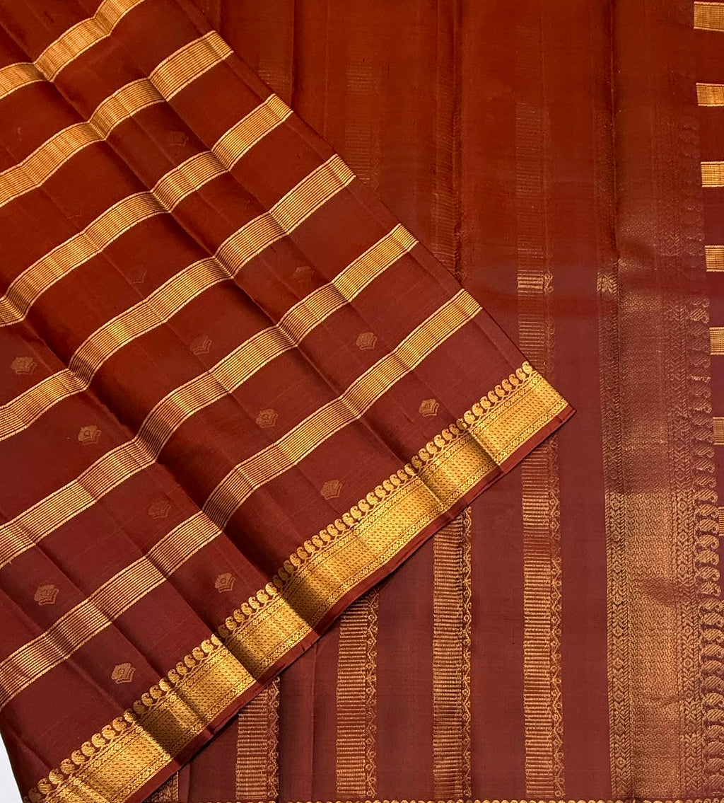 VSF1069 - maroon color body , pallu,blouse - Pure silk saree