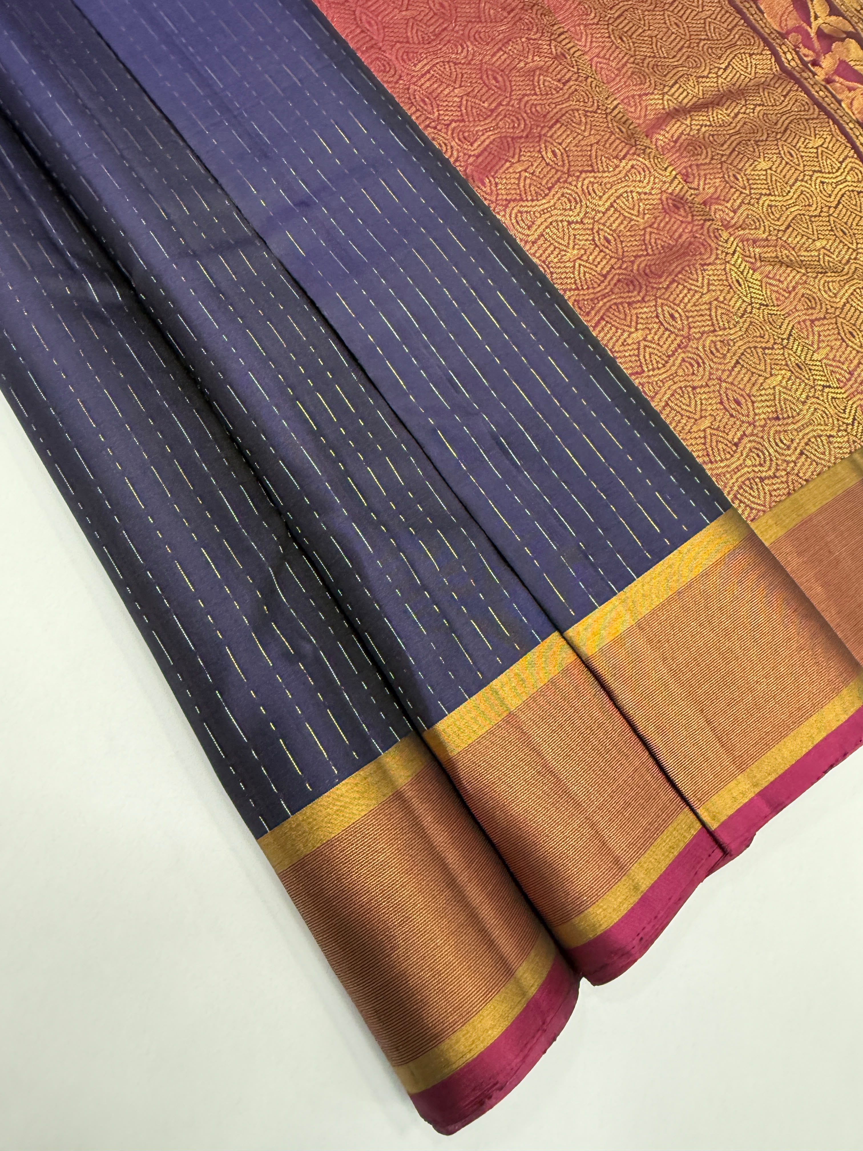 VSF1074 - navy blue color body ,&nbsp; purple color pallu,blouse - Pure silk saree